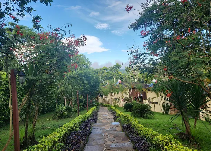 Las Jawas Lodge